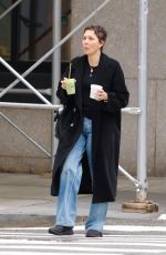 MAGGIE GYLLENHAAL out for Healthy Protein Green Juice and a Fruit Granola Snack in New York 01/02/2022