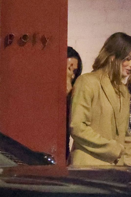 MARGOT ROBBIE Leaves Poly Wine Bar in Sdyney 01/18/2023