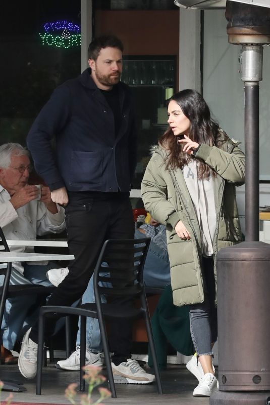 MILA KUNIS Out with a Friend at Beverly Glen Deli in Bel Air 01/12/2023