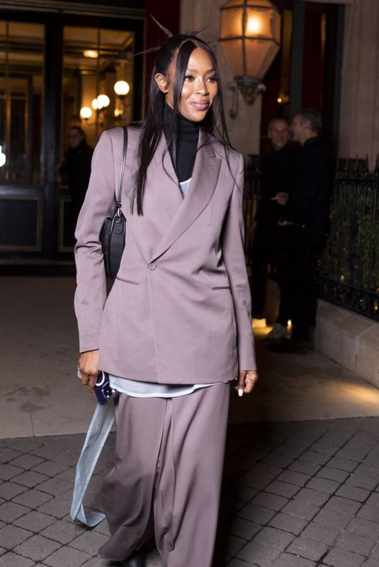 NAOMI CAMPBELL Leaves hotel La Reserve at Paris Fashion Week 01/21/2023