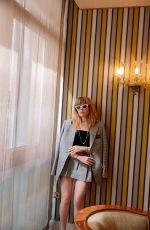NATASHA LYONNE for The Italian Reve, January 2023