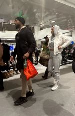 NICOLE MURPHY Out with a Mystery Man at Aspen Airport 01/04/2023