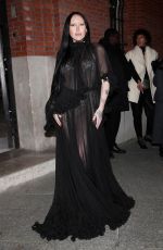NOAH CYRUS Arrives at Alexandre Vauthier Fashion Show in Paris 01/24/2023
