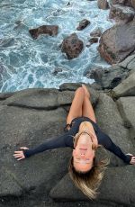 OLIVIA PONTON - Instagram Photos and Video 01/10/2023