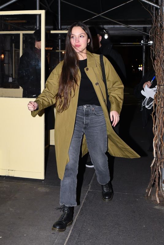 OLIVIA RODRIGO Out for Dinner at Morandi Italian Restaurant in West Village 01/10/2023