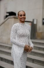 Pregnant ALICIA AYLIES Arrives at Stephane Rolland Spring Summer 2023 Haute Couture Show in Paris 01/24/2023