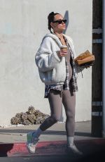 Pregnant PETA MURGATROYD Out for Coffee and Pastries in Los Angeles 01/28/2023