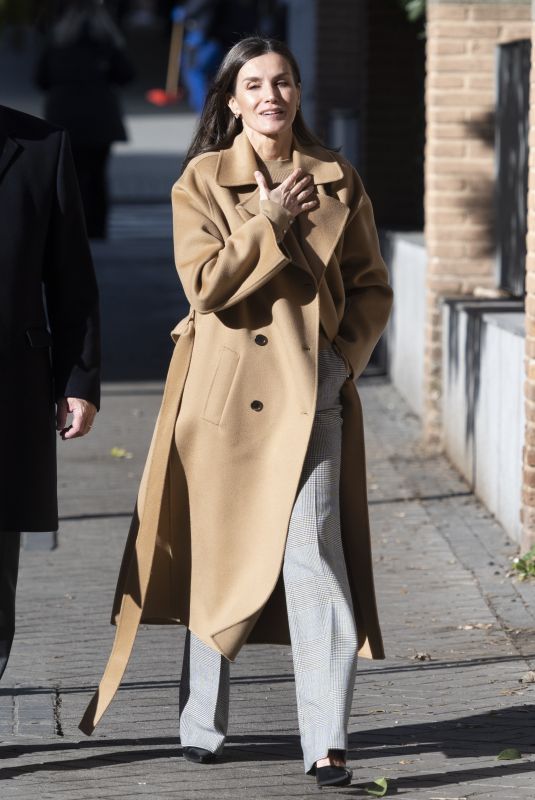 QUEEN LETIZIA OF SPAIN Arrives at a meeting at Spanish Federation for Rare Diseases Headquarters in Madrid 01/17/2023