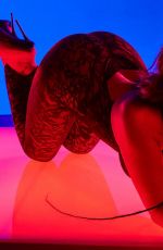 RIHANNA for Savage x Fenty Valentine 2023