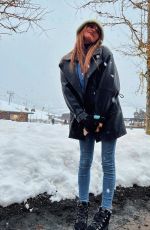 RONNI HAWK - Instagram Photos 01/30/2023