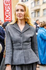SABINE GETTY Arrives at Christian Dior Haute Couture Spring Summer 2023 Show at Paris Fashion Week 01/23/2023