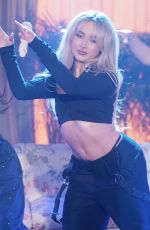 SABRINA CARPENTER at Jimmy Kimmel Live 01/04/2023