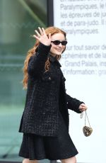SADIE SINK Arrives at Chanel Show at Paris Fashion Week 01/24/2023