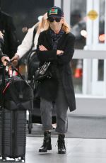 SARAH MICHELLE GELLAR Arrives at JFK Airport in New York 01/24/2023