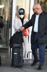 SARAH MICHELLE GELLAR Arrives at JFK Airport in New York 01/30/2023