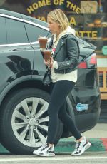SARAH MICHELLE GELLAR Out for Coffee in Culver City 01/03/2023