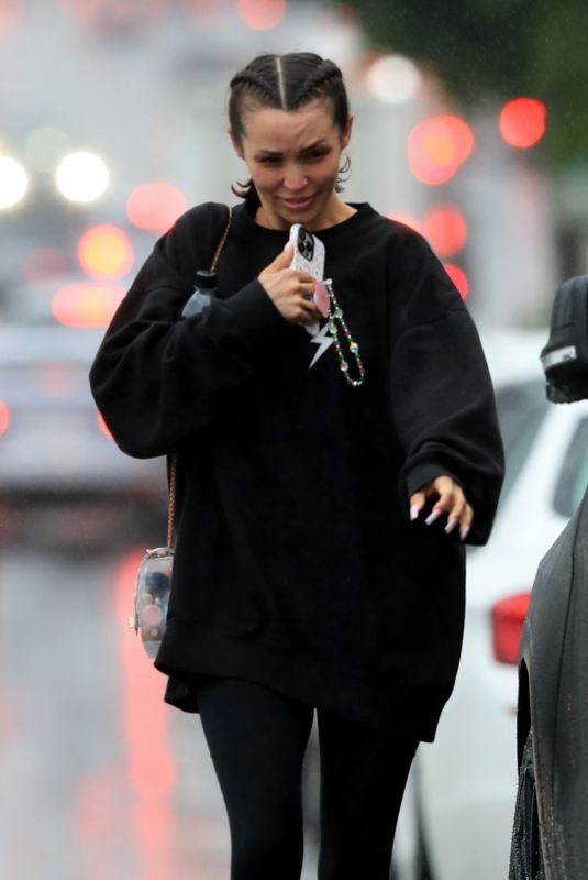 SCHEANA SHAY Leaves Skin Care Appointment in Beverly Hills 01/09/2023