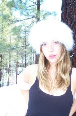 SISSY SHERIDAN - Instagram Photos 01/17/2023