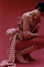 TAYLOR HILL for CR Fashionbook, December 2022