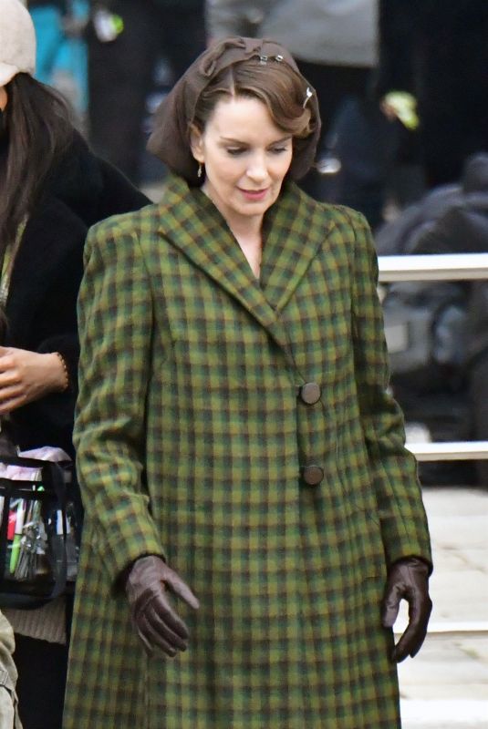 TINA FEY on the Set of A Haunting in Venice in Venice 01/13/2023