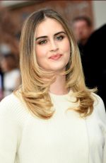 VALENTINA FERRAGNI Arrives at Fendi Show at Milan Fashion Week 01/141/2023