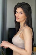 YAEL COHEN - Instagram Photos 01/30/2023
