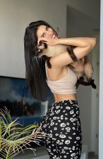 YAEL COHEN - Instagram Photos 01/30/2023