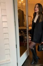 ALISON BRIE - Instagram Photos and Video 02/02/2023