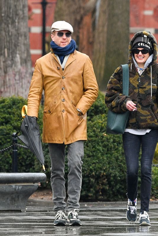 ALISON MOSSHART and Damian Lewis Out at Washington Square Park in New York 02/22/2023