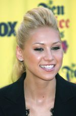 ANNA KOURNIKOVA at 2005 Teen Choice Awards 08/14/2005