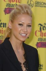 ANNA KOURNIKOVA at 2005 Teen Choice Awards 08/14/2005