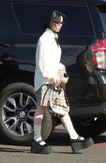 BILLIE EILISH Arrives at Super Bowl LVII at State Farm Stadium in Glendale 02/12/2023