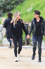 BRAUNQYNN WINDHAM-BURKE and JENNIFER SPINNER Out Hiking at Runyon Canyon in Los Angeles 01/31/2023