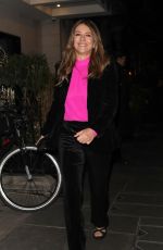 ELIZABETH HURLEY Leaves Scott