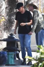 ELLEN DEGENERES and PORTIA ROSSI Shopping for Antiques in Santa Barbara 02/10/2023