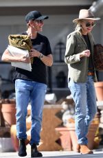 ELLEN DEGENERES and PORTIA ROSSI Shopping for Antiques in Santa Barbara 02/10/2023