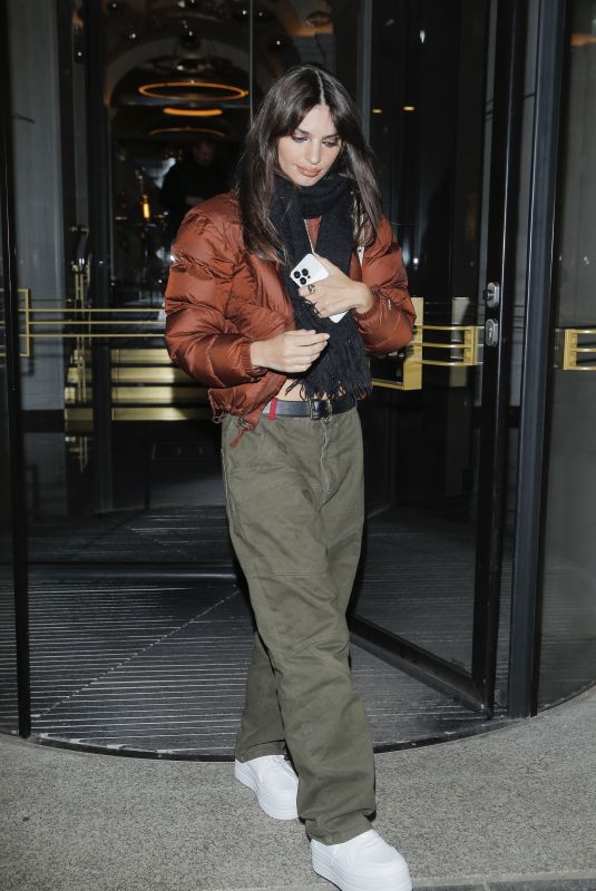 EMILY RATAJKOWSKI Leaves Her Hotel in Warsaw 01/31/2023