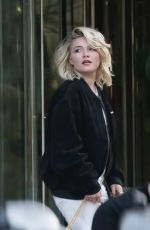 FLORENCE PUGH and Charlie Gooch Out in London 02/25/2023