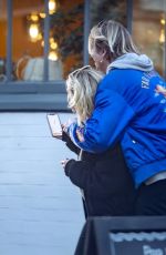 FLORENCE PUGH and Charlie Gooch Out on Valentine