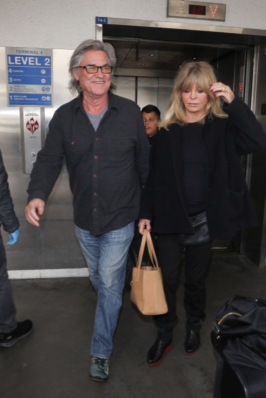 GOLDIE HAWN and Kurt Russell Arrives at LAX in Los Angeles 02/18/2023
