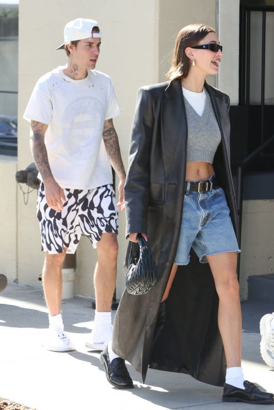 HAILEY and Justin BIEBER Leaves Great White in Los Angeles 02/10/2023