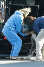 HEIDI KLUM and Tom Kaulitz Bring Their Dog to the Vet in Studio City 02/19/2023