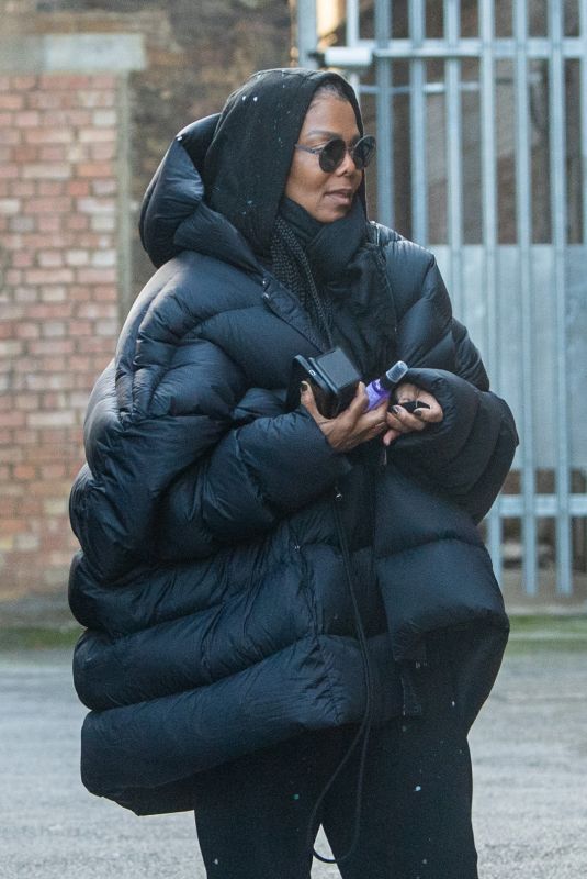 JANET JACKSON Arrives at Dance Studio in London 02/11/2023