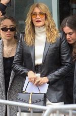 JENNIFER ANISTON and LAURA DERN Arrives at Courteney Cox