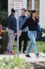 JENNIFER GARNER Out with Friends in Santa Monica 02/13/2023