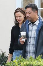 JENNIFER GARNER Out with Friends in Santa Monica 02/13/2023