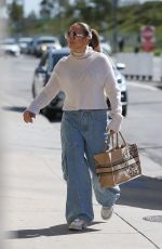 JENNIFER LOPEZ Arrives at Dance Rehearsal in West Hollywood 02/15/2023