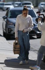 JENNIFER LOPEZ Arrives at Dance Rehearsal in West Hollywood 02/15/2023