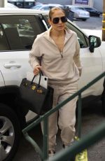 JENNIFER LOPEZ Arrives at Dance Studio in Los Angeles 02/10/2023