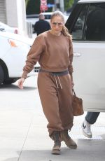 JENNIFER LOPEZ Arrives at Dance Studio in Los Angeles 02/16/2023